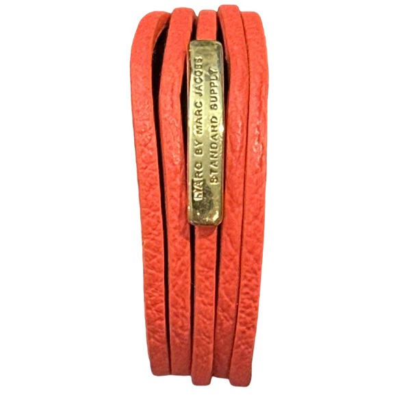 MARC BY MARC JACOBS women's coral leather 5-string bracelet with gold hardware. - Picture 3 of 5